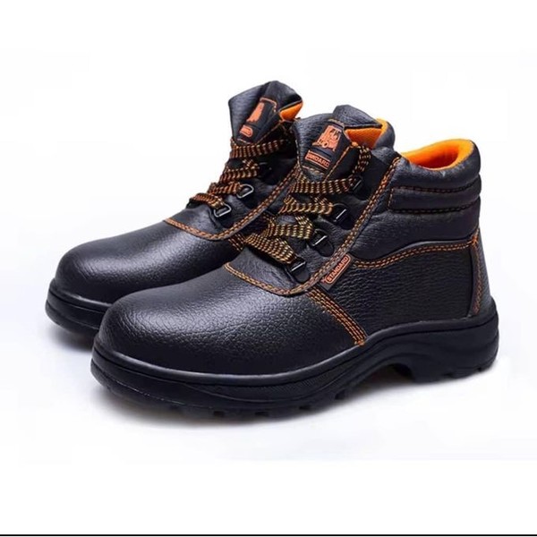 CHAUSSURES DE SECURITE ANTIPERFO-RATION ET ANTICHOC